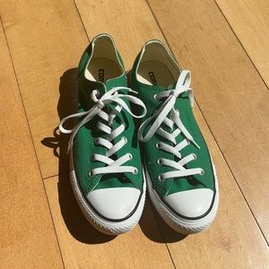 Worn one time pair of green converse low size 9